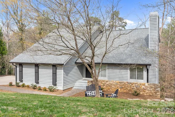 $509,000 | 350 21st Ave Drive Northwest, Hickory, NC 28601