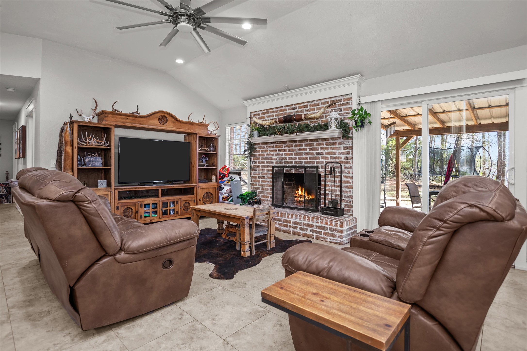 636 Campoli Road Etoile, TX 75944 - Photo 14 of 29 Gallery Image 14
