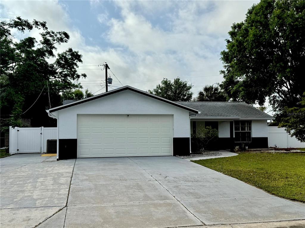 6007 Frond Way Apollo Beach, FL 33572 - Photo 1 of 1 Front