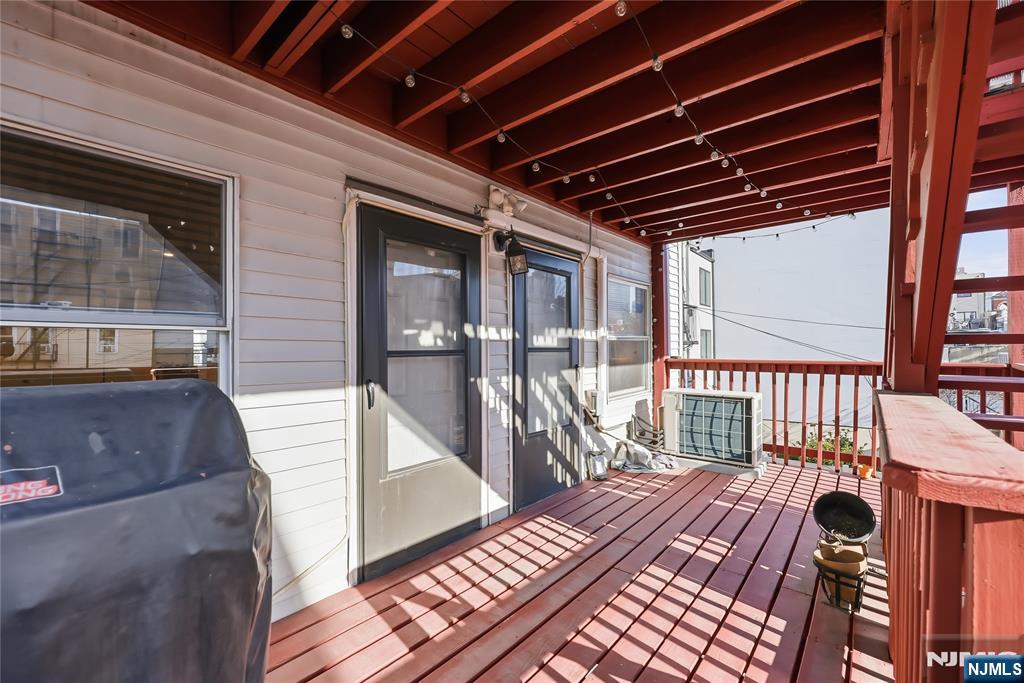 325 5th Street, Unit 2 Jersey City, NJ 07302 - Photo 27 of 35