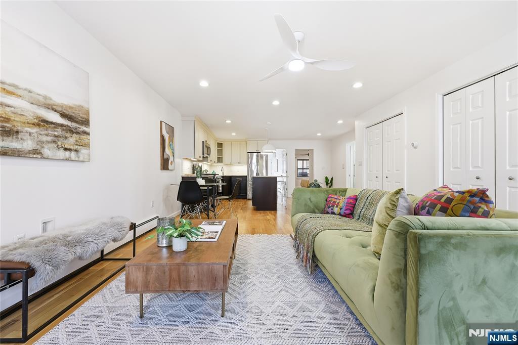 325 5th Street, Unit 2 Jersey City, NJ 07302 - Photo 4 of 35