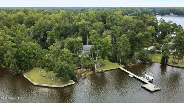 $1,195,000 | 386 Little Acre Lane, Bath, NC 27808