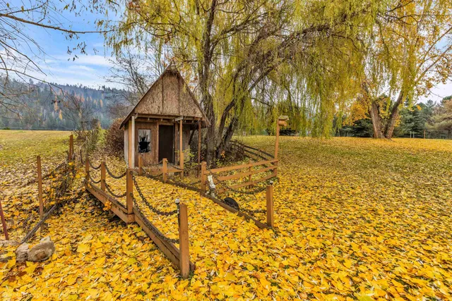 $579,999 | 242 Larch Lane, Cusick, WA 99119