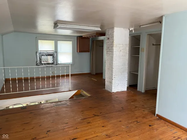 $114,900 | 1800 Park Street, Terre Haute, IN 47803