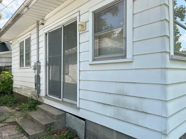 $114,900 | 1800 Park Street, Terre Haute, IN 47803