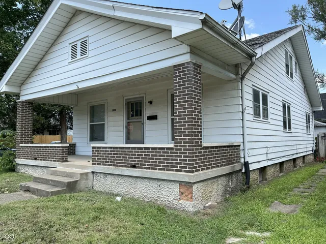 $114,900 | 1800 Park Street, Terre Haute, IN 47803