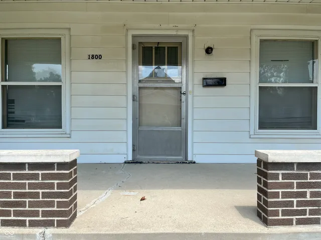 $114,900 | 1800 Park Street, Terre Haute, IN 47803