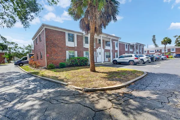 $99,999 | 4507 9th Street West, Unit D6, Bradenton, FL 34207