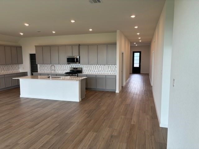 2603 Jasper Oaks Drive Rosharon, TX 77583 - Photo 8 of 28 **Photos are representative only. This is not the actual home.**