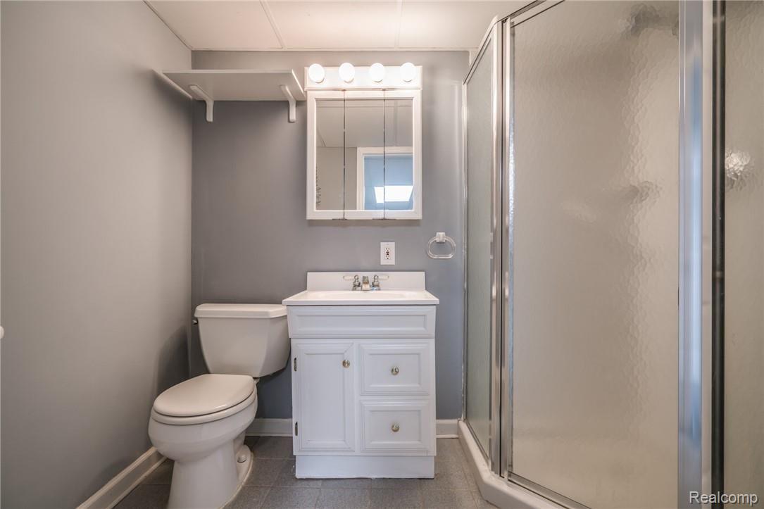 31600 Hoover Road Warren, MI 48093 - Photo 25 of 30 Hoover-25.jpg