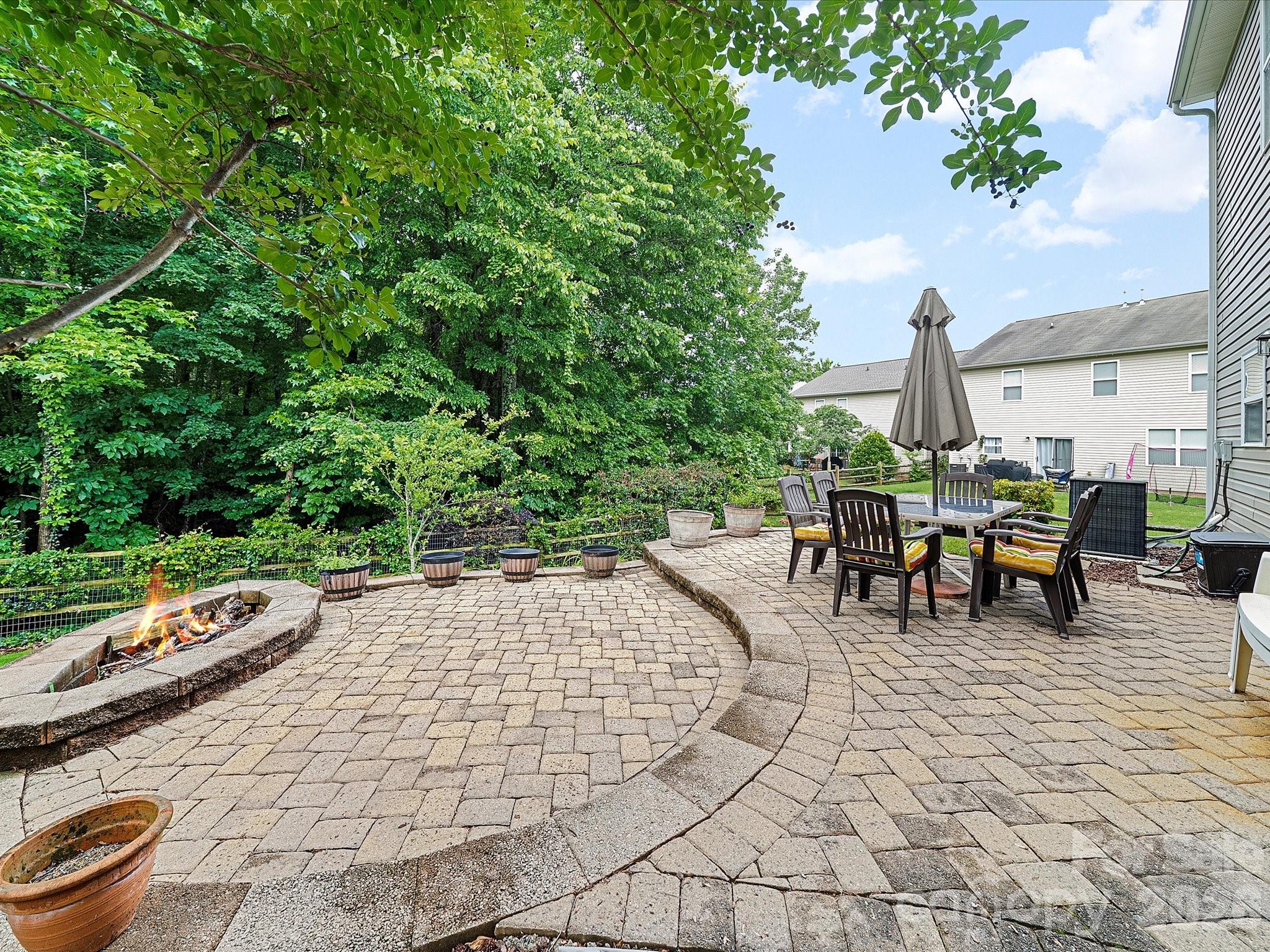 2306 Nettleton Court Matthews, NC 28105 - Photo 3 of 34 a view of outdoor space with seating