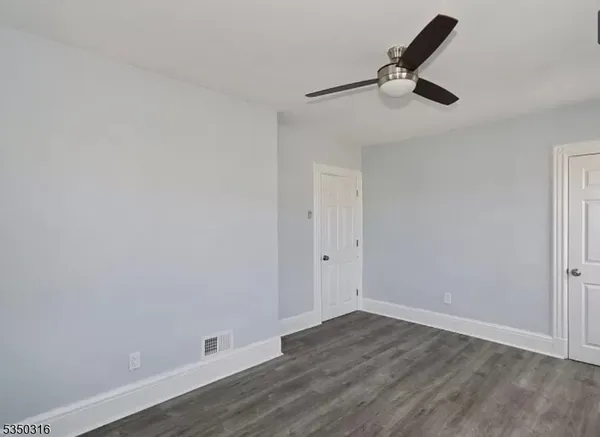 $3,350 | 321 South Avenue, Garwood, NJ 07027