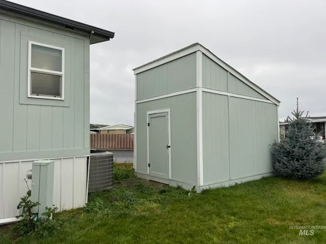 $115,000 | 2015 6th Avenue, Unit 308, Clarkston, WA 99403