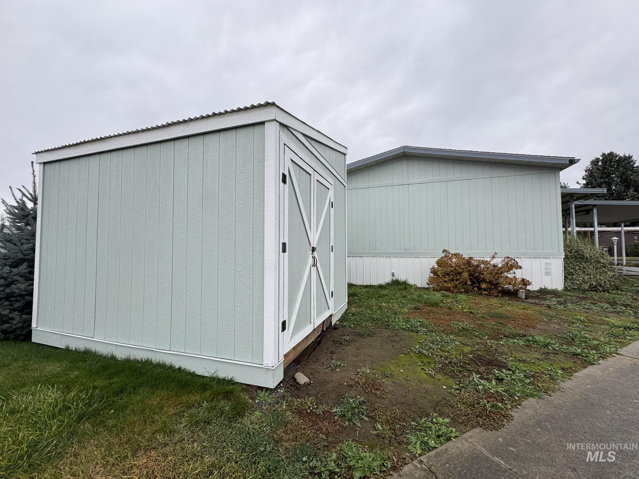 2015 6th Avenue, Unit 308 Clarkston, WA 99403 - Photo 24 of 39 View of shed