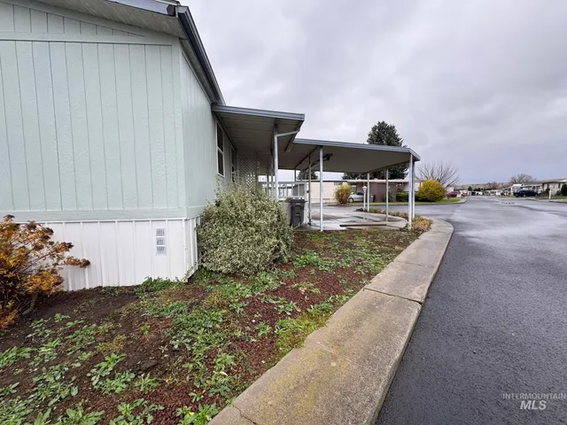 $115,000 | 2015 6th Avenue, Unit 308, Clarkston, WA 99403