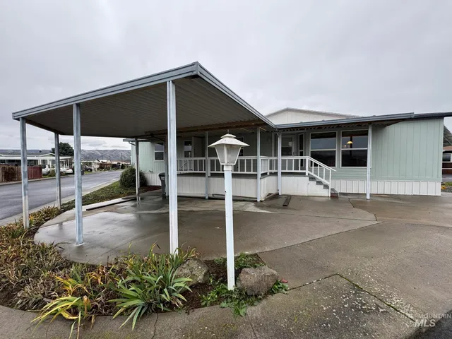 $115,000 | 2015 6th Avenue, Unit 308, Clarkston, WA 99403