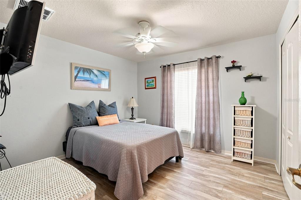 11399 Redgate Street Spring Hill, FL 34609 - Photo 18 of 50 Gallery Image 18