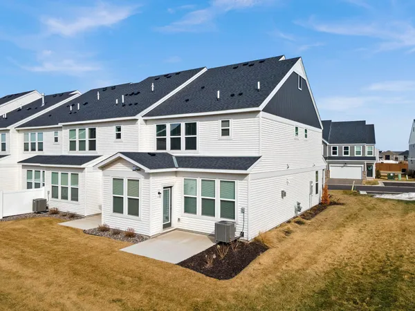 $385,000 | 14965 Athlone Place, Rosemount, MN 55068