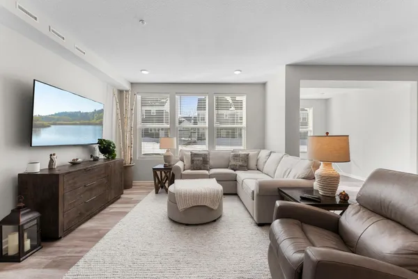 $385,000 | 14965 Athlone Place, Rosemount, MN 55068