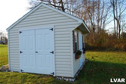 185 West Butternut Road Hellertown, PA 18055 - Photo 10 of 11 a view of a small house