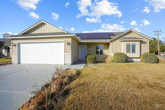 $335,000 | 316 Watchmaker Street, Twin Falls, ID 83301