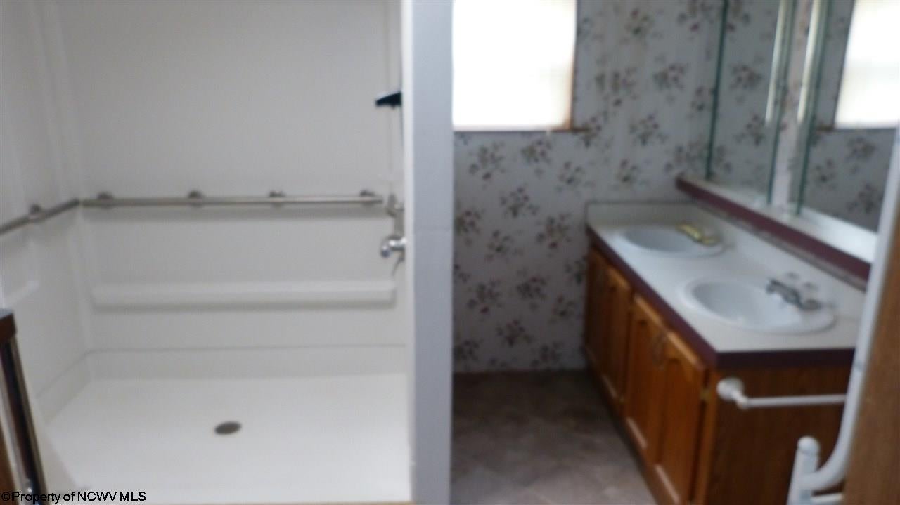 37 Vicksburg Road Buckhannon, WV 26201 - Photo 7 of 10 Gallery Image 7