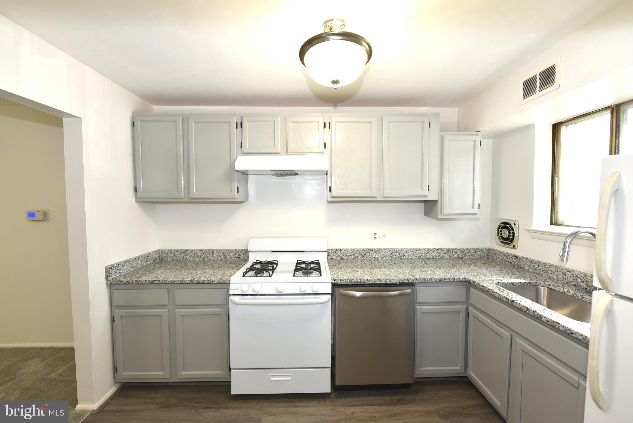 11326 Cherry Hill Road, Unit 2N204 Beltsville, MD 20705 - Photo 5 of 15