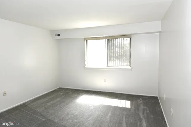 $1,650 | 11326 Cherry Hill Road, Unit 2N204, Beltsville, MD 20705