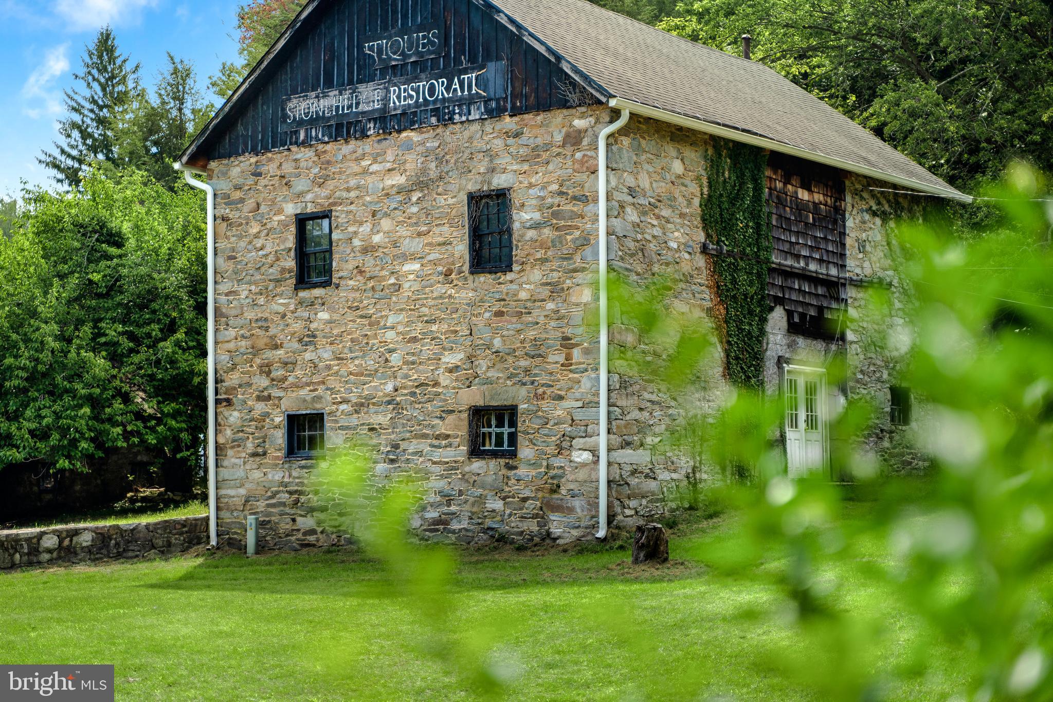 36905 Highwater Road Purcellville, VA 20132 - Photo 46 of 66 Stone Barn