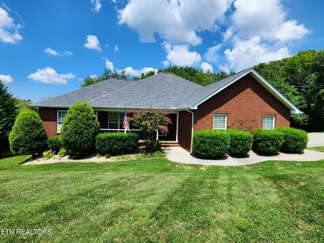 $619,900 | 191 Portland Drive, Lenoir City, TN 37771