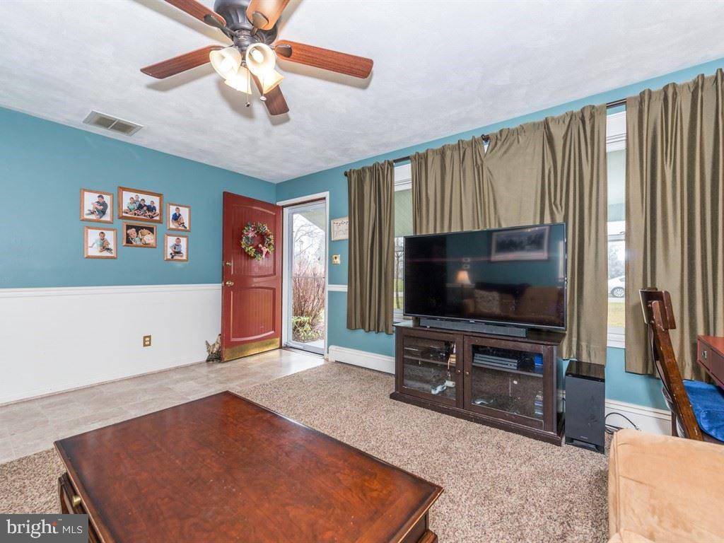 8 Forest Hills Road Red Lion, PA 17356 - Photo 4 of 28