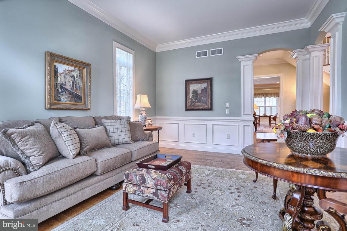 2515 Old Orchard Road Lancaster, PA 17601 - Photo 11 of 57
