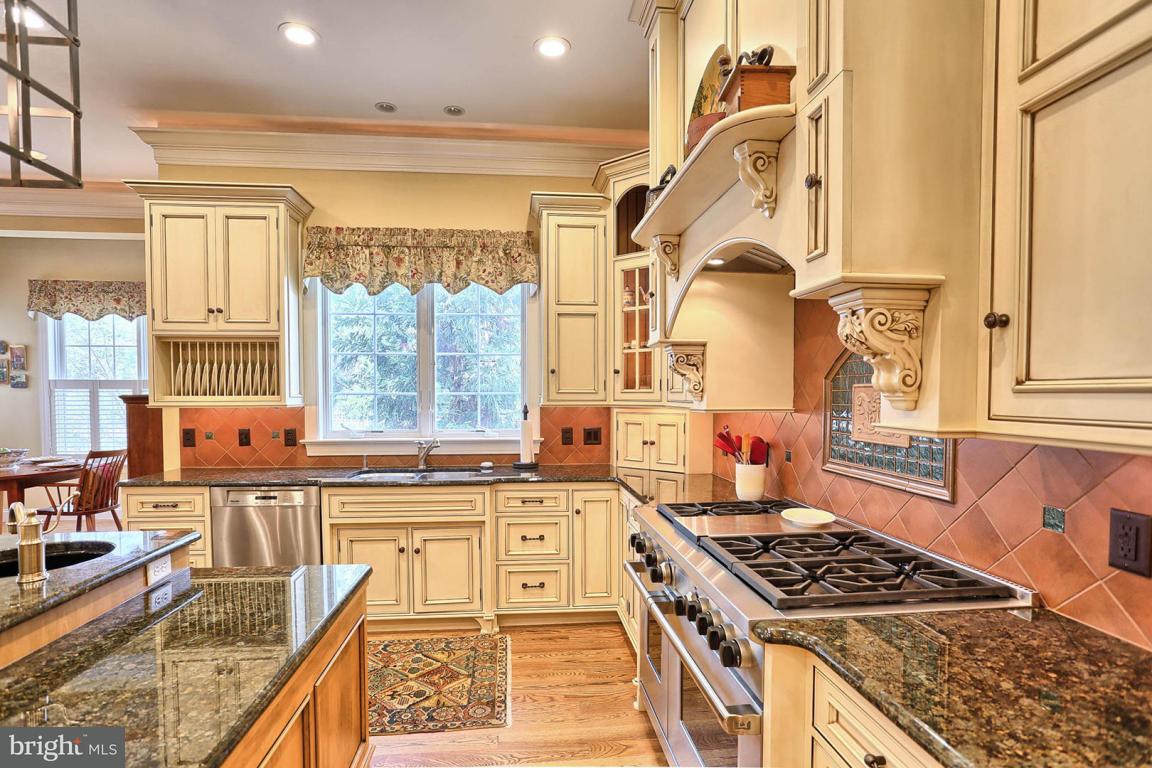 2515 Old Orchard Road Lancaster, PA 17601 - Photo 14 of 57