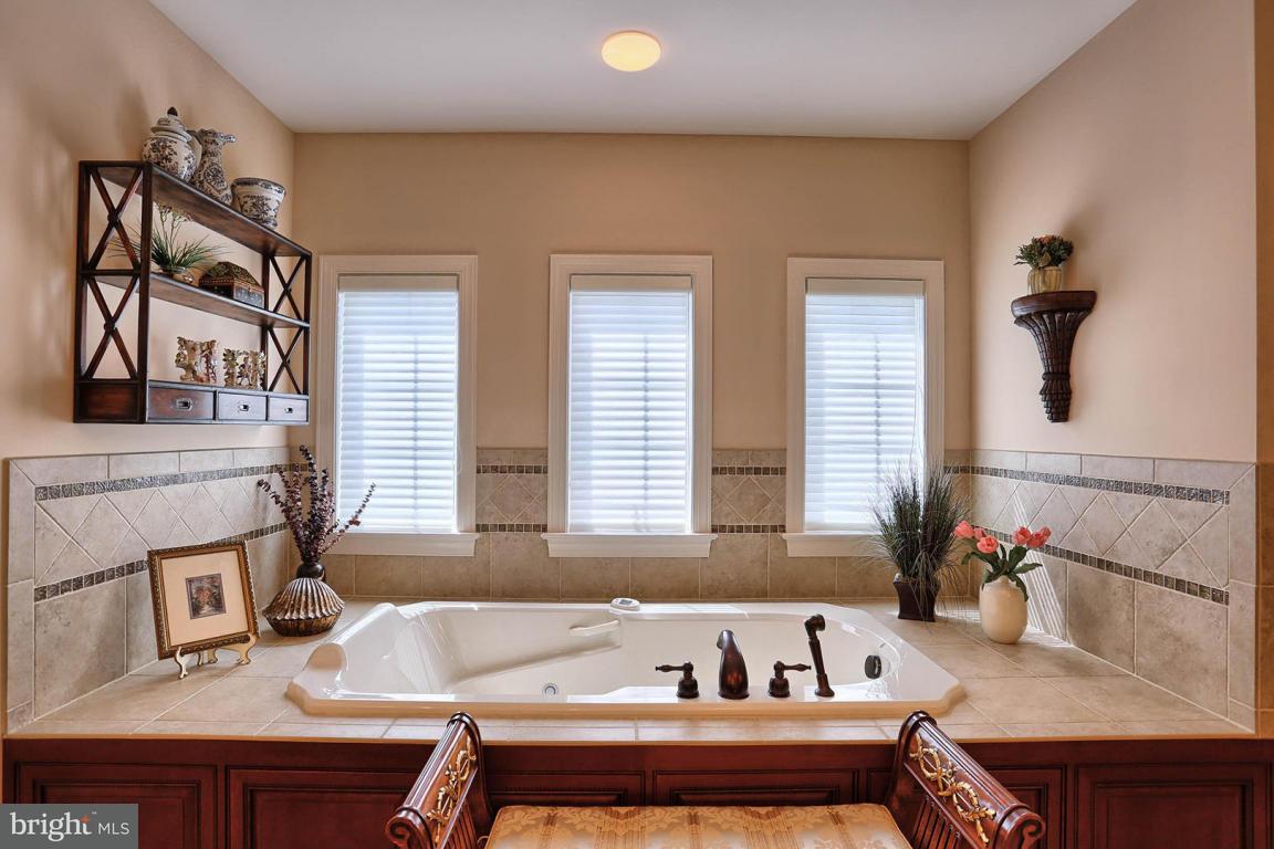 2515 Old Orchard Road Lancaster, PA 17601 - Photo 34 of 57