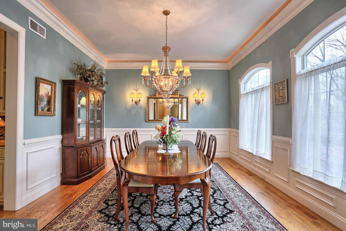 2515 Old Orchard Road Lancaster, PA 17601 - Photo 5 of 57
