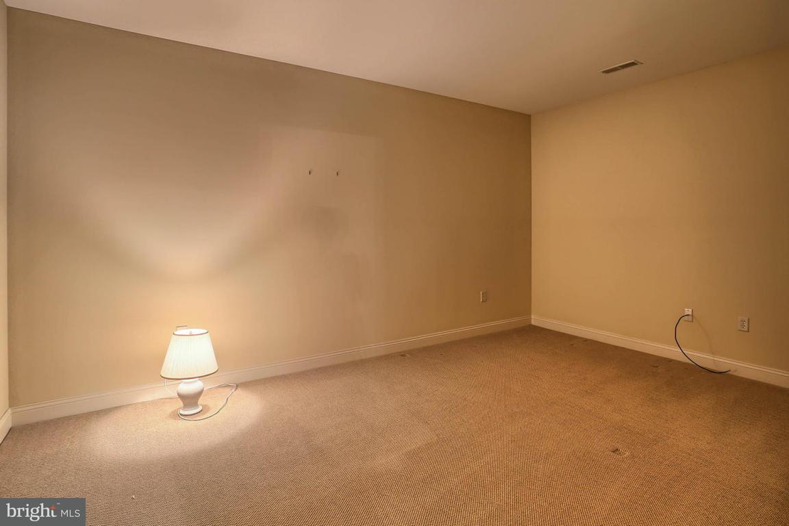 2515 Old Orchard Road Lancaster, PA 17601 - Photo 47 of 57
