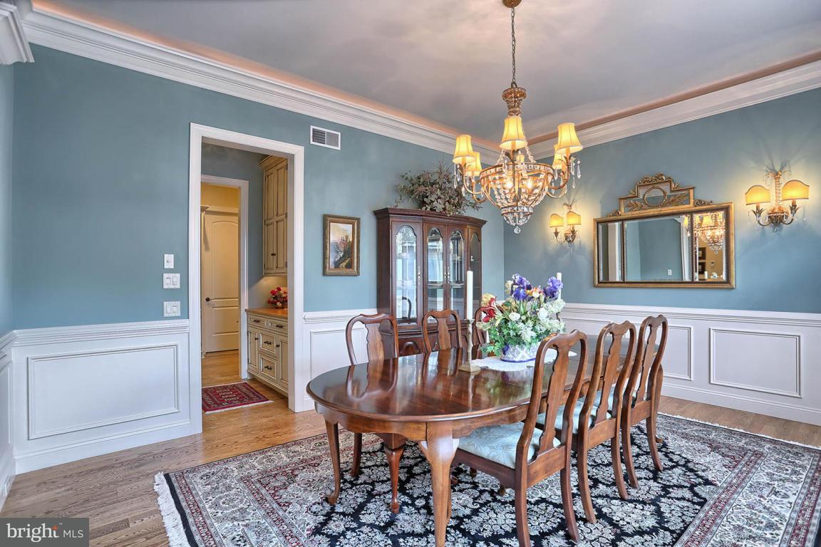 2515 Old Orchard Road Lancaster, PA 17601 - Photo 6 of 57