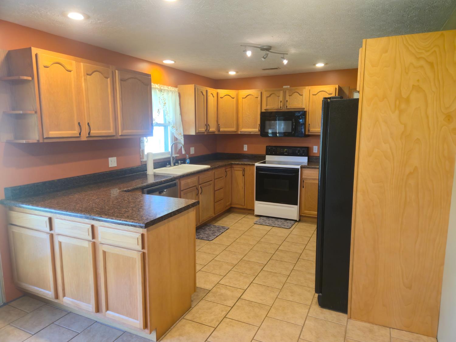 10041 Holland Road Brookville, IN 47012 - Photo 8 of 25 Gallery Image 8