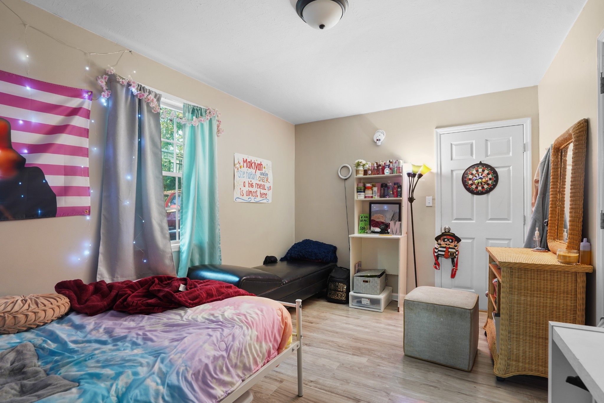 403 Victoria Street Pulaski, TN 38478 - Photo 14 of 21 a bedroom with a bed and a window