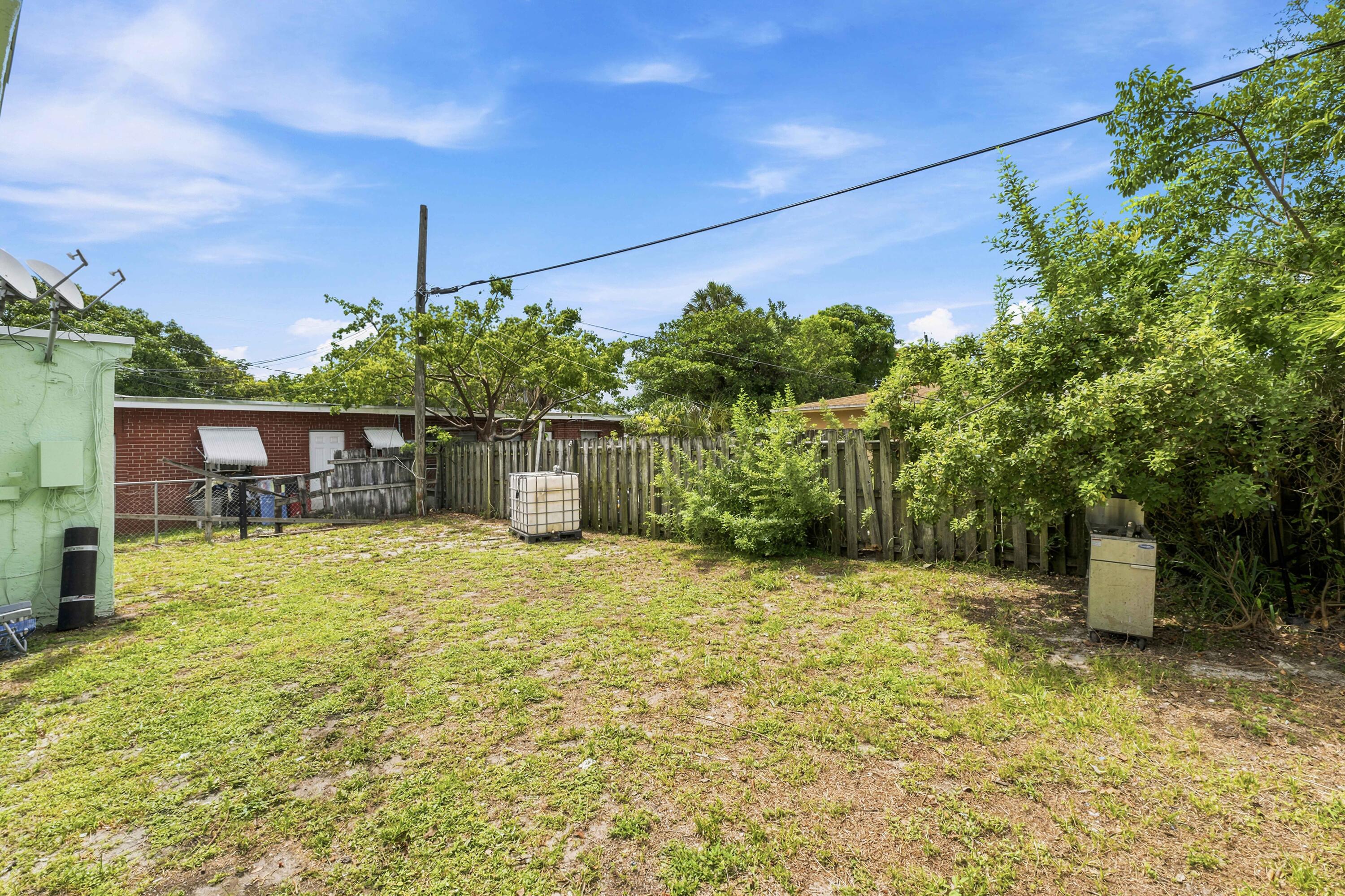 166 Southwest 3rd Street, Unit AD Deerfield Beach, FL 33441 - Photo 33 of 33 166 SW 3rd St_030