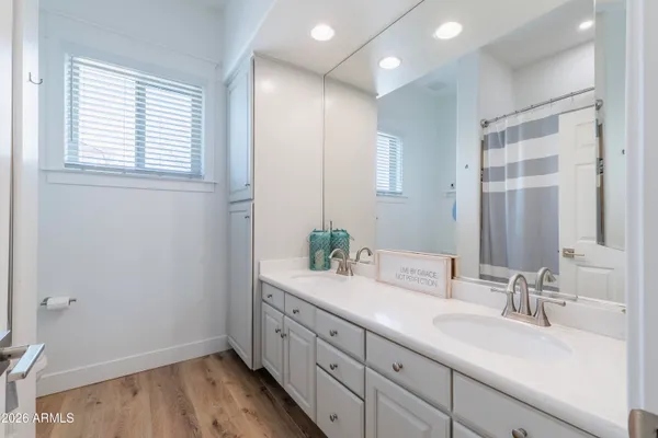 $1,695,000 | 2090 East Melrose Street, Gilbert, AZ 85297