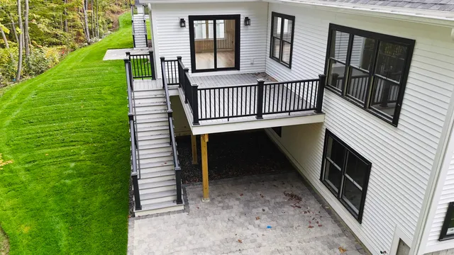 $1,550,000 | 16 Little River Road, Exeter, NH 03833