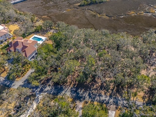 107 Davison Lane St. Simons Island, GA 31522 - Photo 14 of 20
