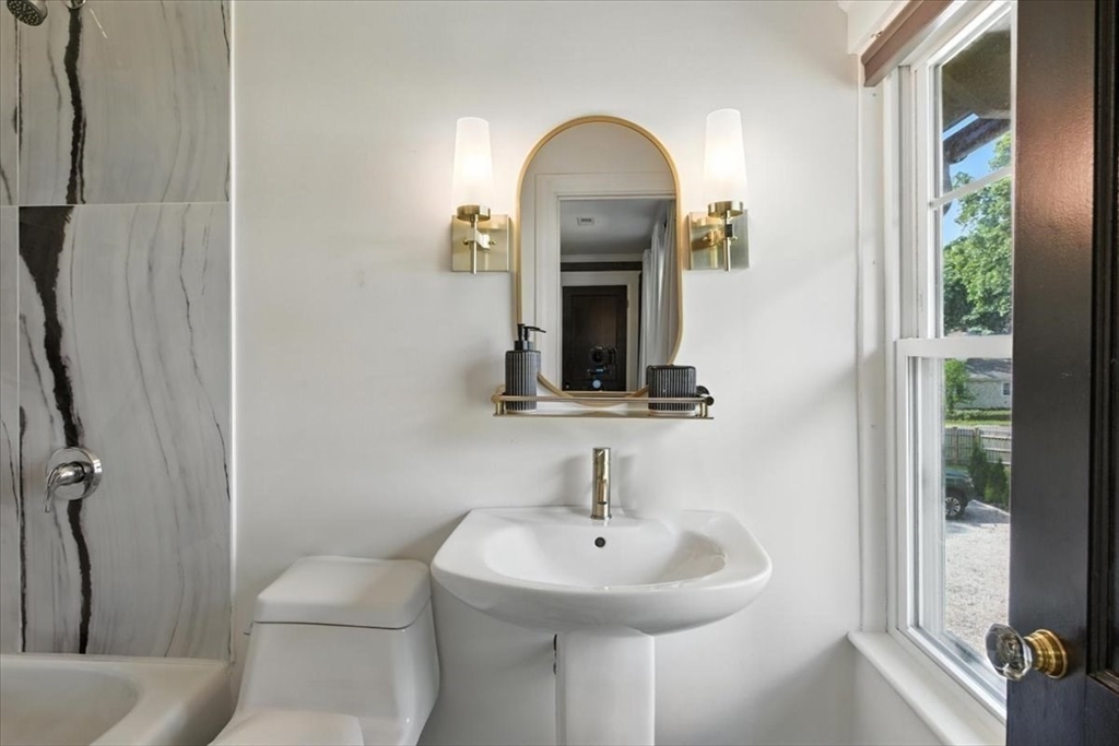52 Cochato Road Braintree, MA 02184 - Photo 19 of 34 Gallery Image 19