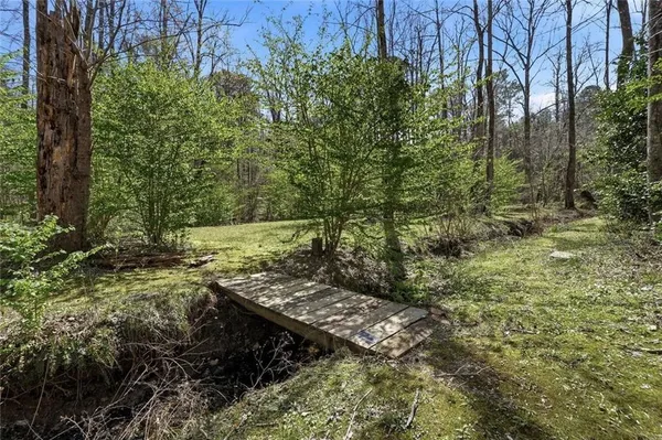 $425,000 | 118 Jordan Lane, Talking Rock, GA 30175