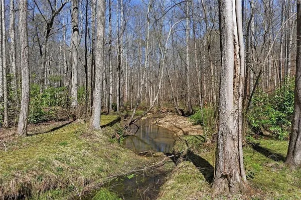 $395,000 | 118 Jordan Lane, Talking Rock, GA 30175