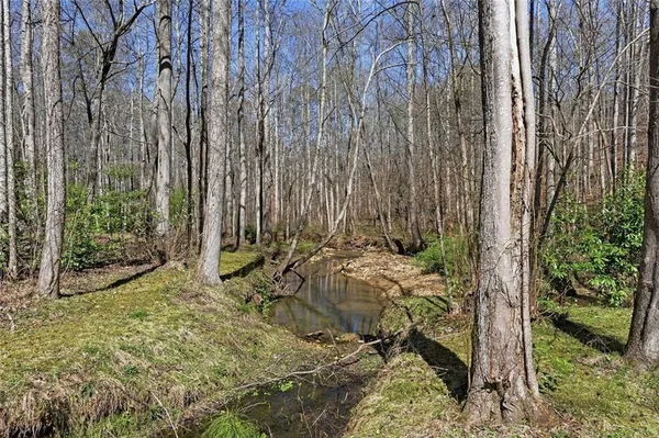 $425,000 | 118 Jordan Lane, Talking Rock, GA 30175