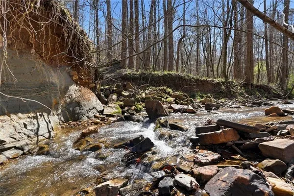 $425,000 | 118 Jordan Lane, Talking Rock, GA 30175