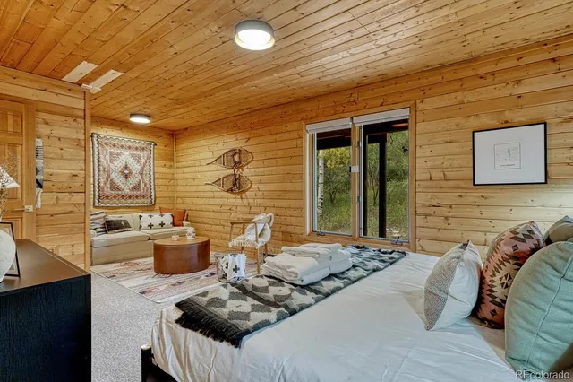 a view of an outdoor space with seating area