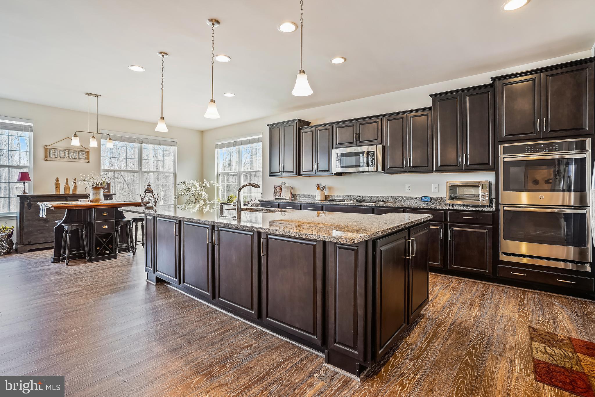 16063 Crossed Talons Road Woodbridge, VA 22193 - Photo 4 of 84 Gallery Image 4